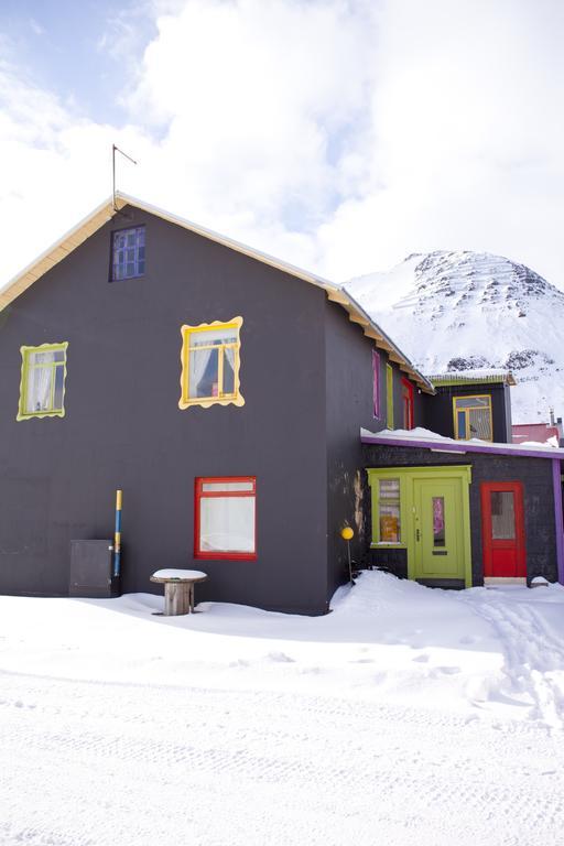Soffia'S House 호텔 Siglufjordur 외부 사진